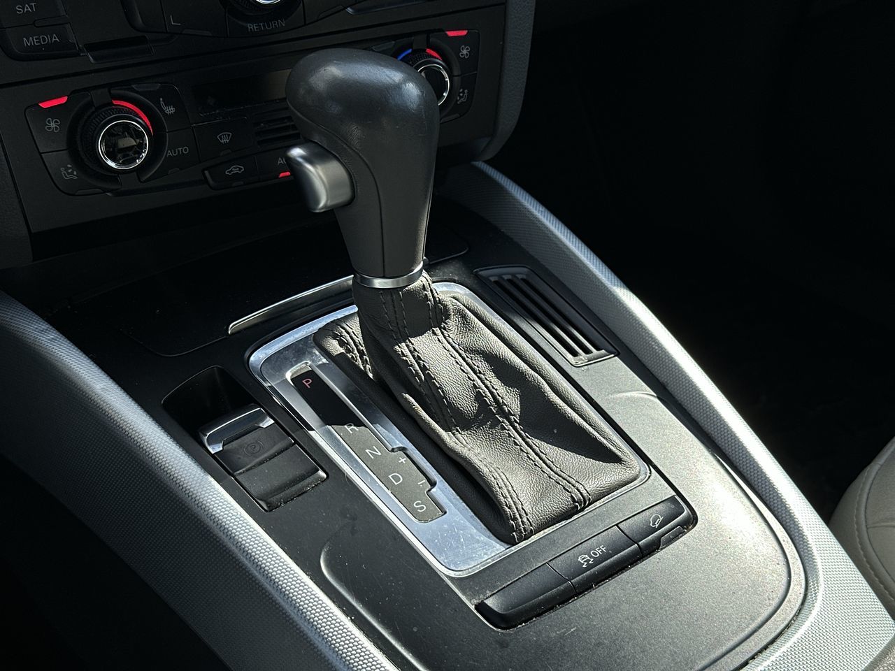 2012 Audi Q5 in Vancouver, British Columbia