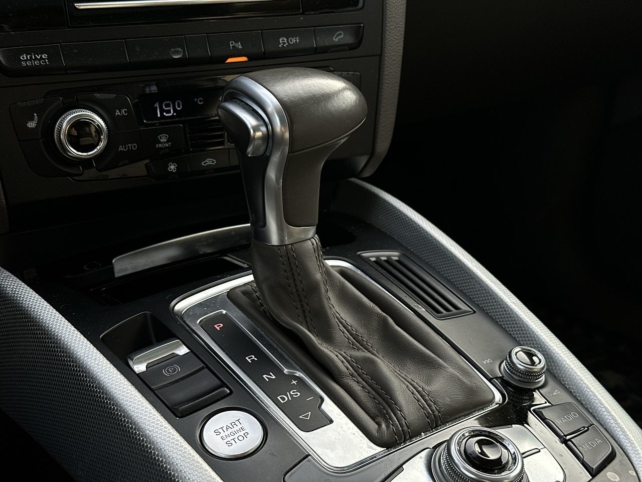 Audi Q5  2015 à Vancouver, Colombie-Britannique