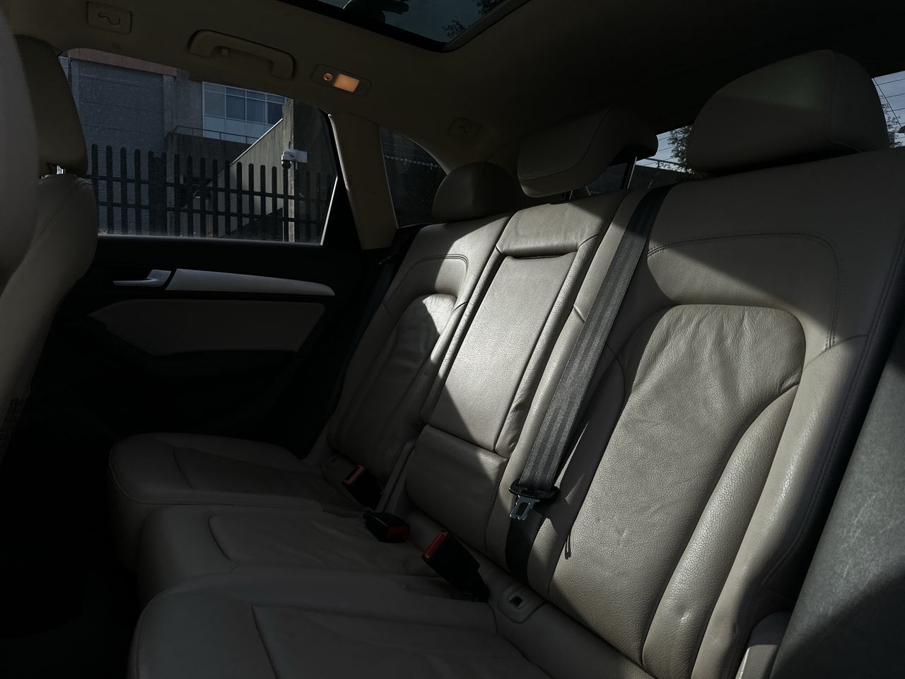 Audi Q5  2015 à Vancouver, Colombie-Britannique