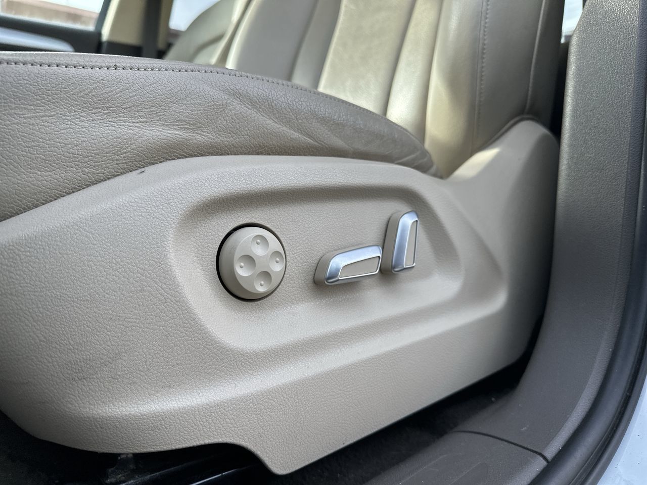 Audi Q5  2015 à Vancouver, Colombie-Britannique