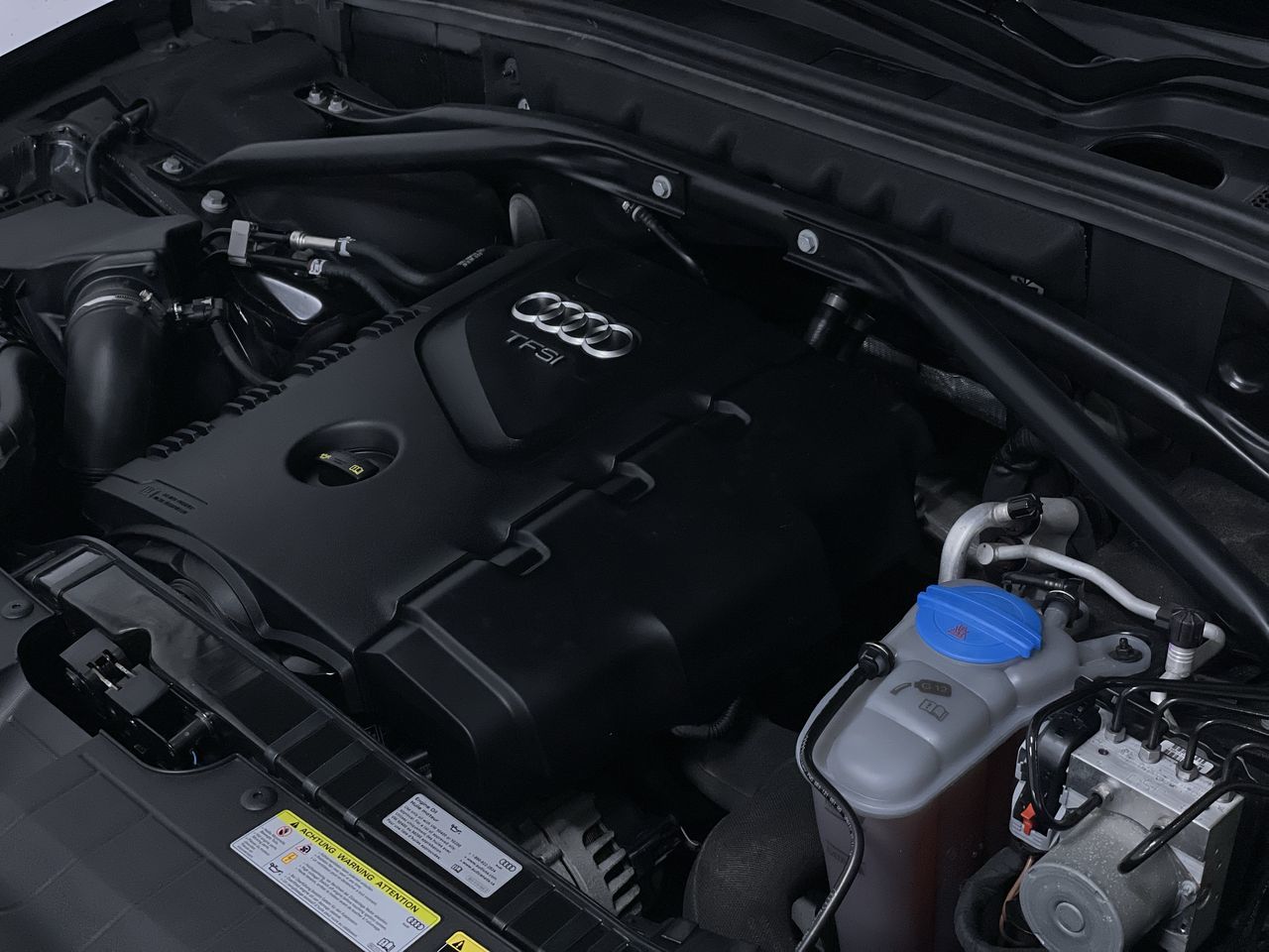 Audi Q5  2016 à Vancouver, Colombie-Britannique