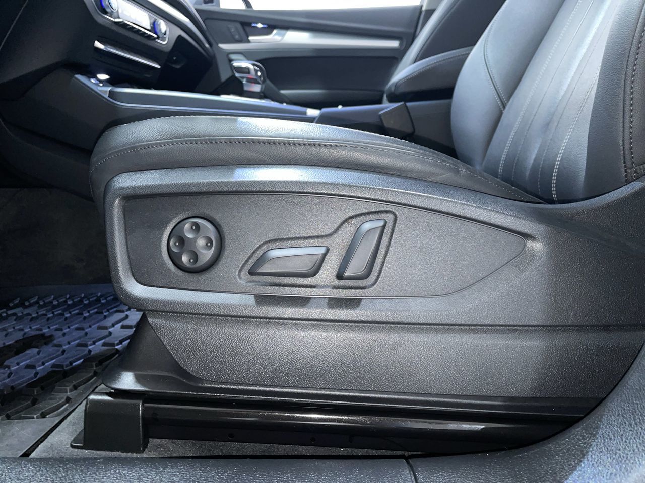 Audi Q5  2022 à Vancouver, Colombie-Britannique