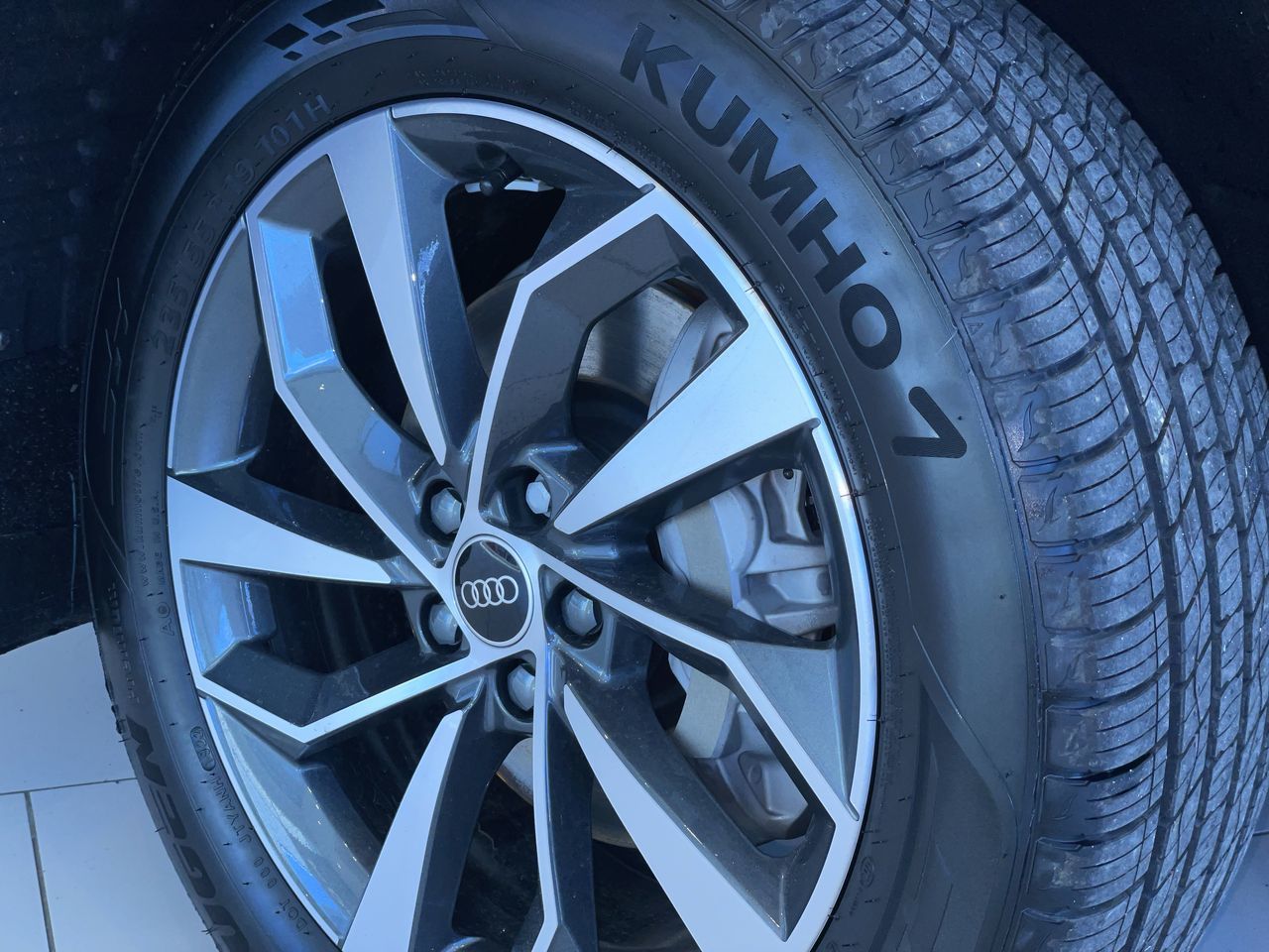 Audi Q5  2023 à Vancouver, Colombie-Britannique