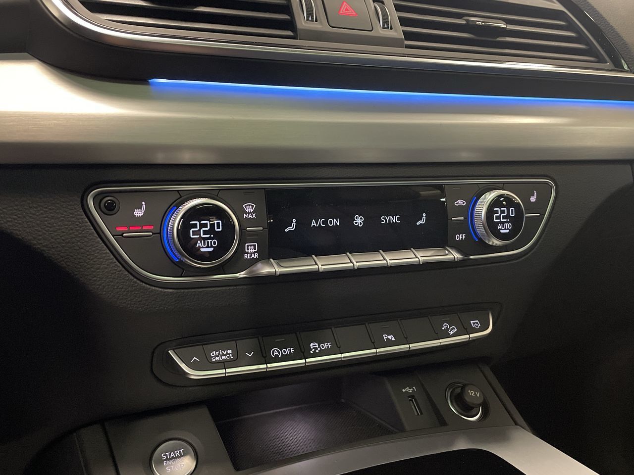 Audi Q5  2023 à Vancouver, Colombie-Britannique