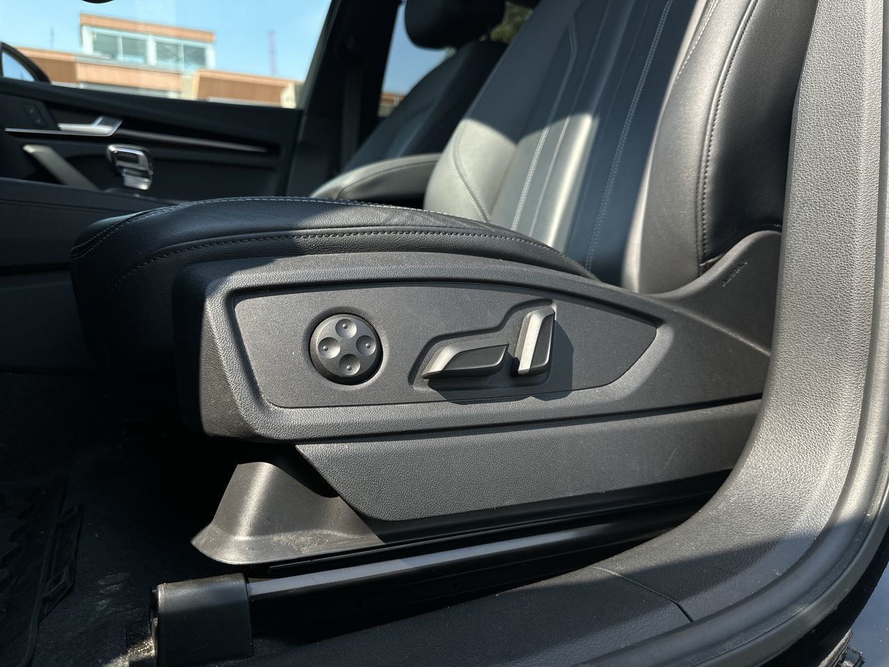Audi Q5  2023 à Vancouver, Colombie-Britannique