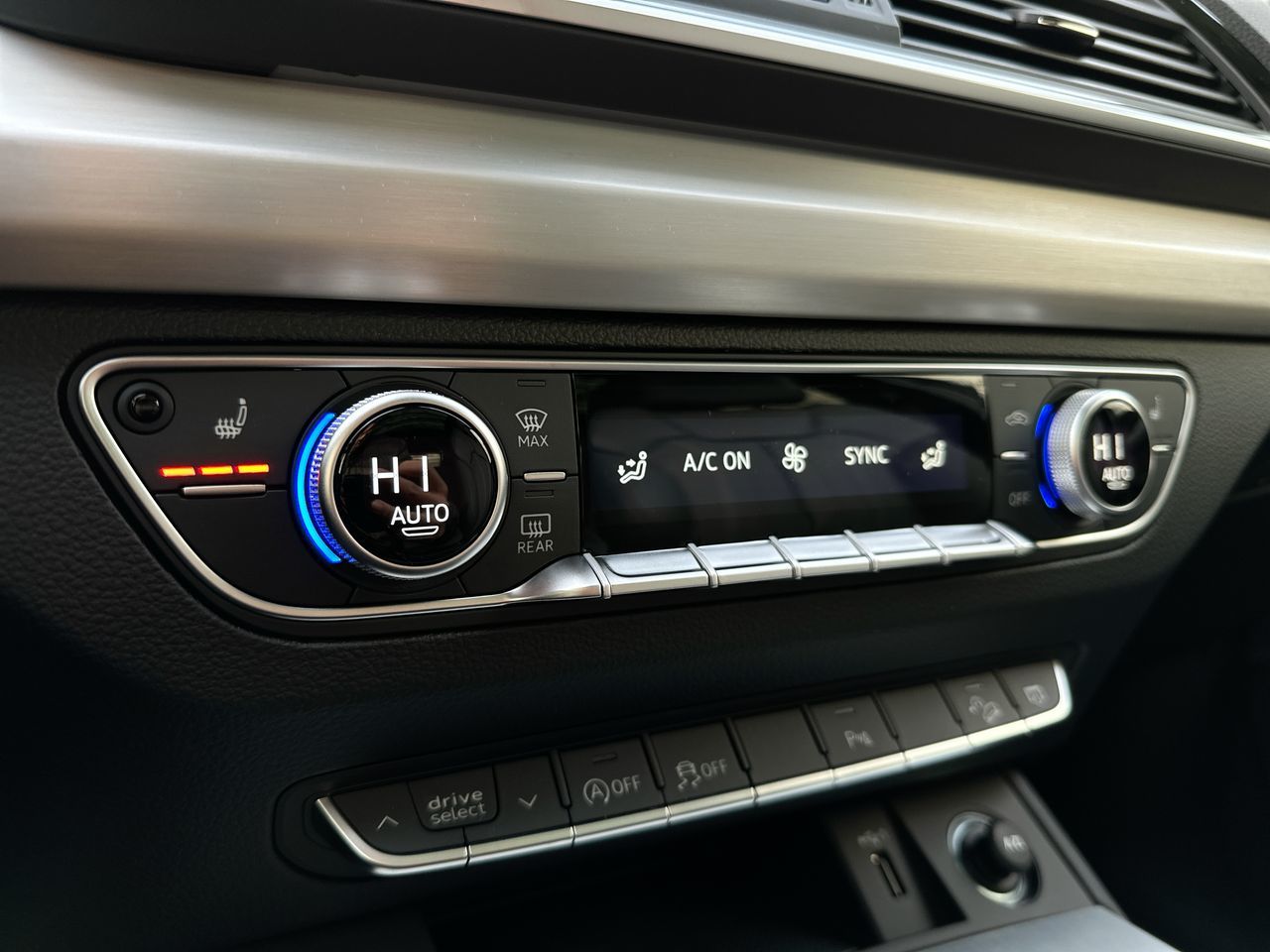 2025 Audi Q5 in Vancouver, British Columbia
