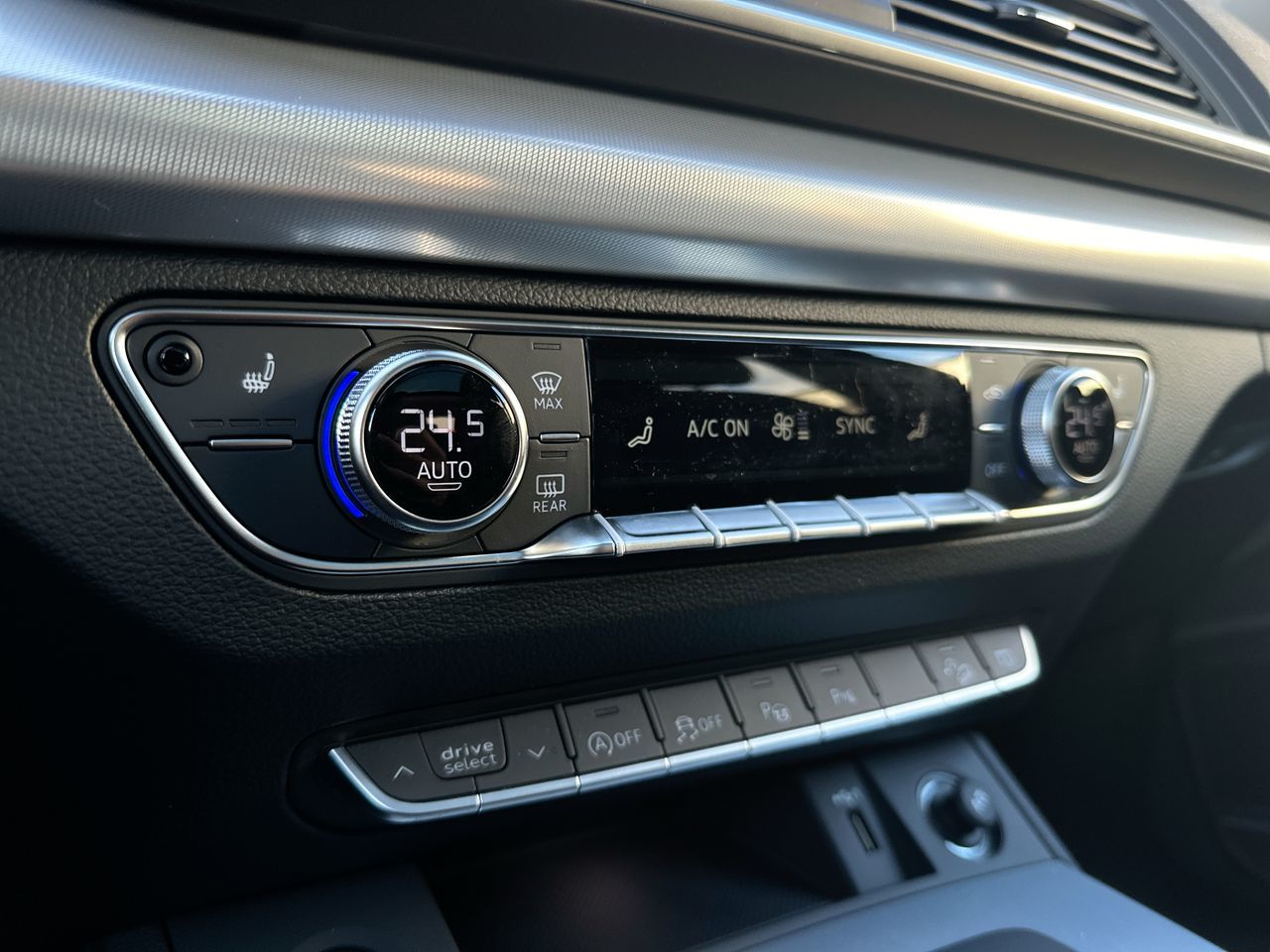 2025 Audi Q5 in Vancouver, British Columbia