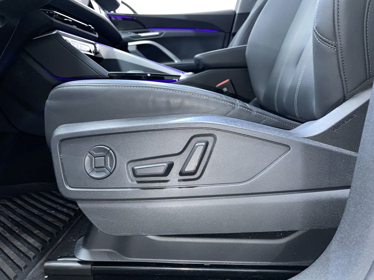 2025 Audi Q5 in Vancouver, British Columbia