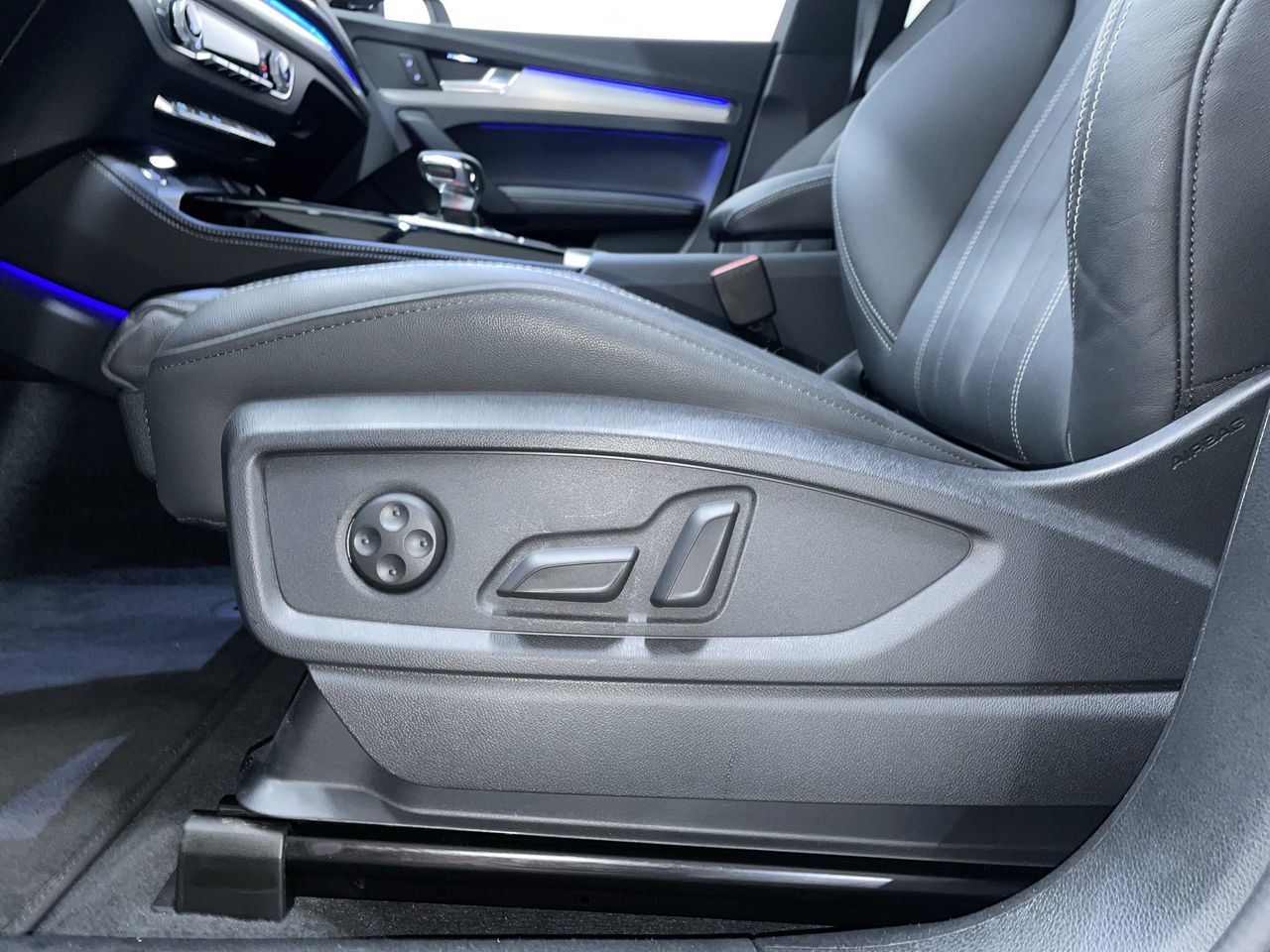 2025 Audi Q5 in Vancouver, British Columbia