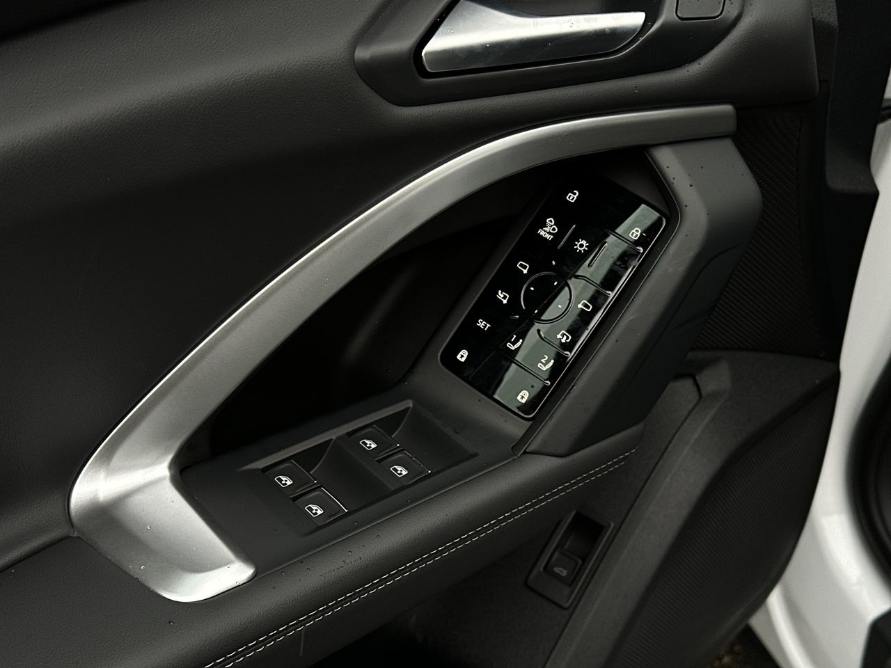 2025 Audi Q5 in Vancouver, British Columbia