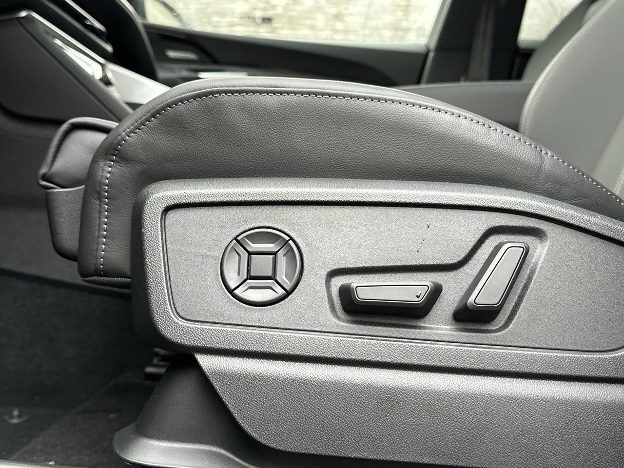 2025 Audi Q5 in Vancouver, British Columbia