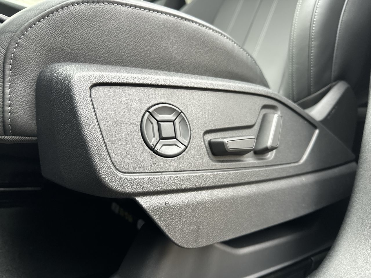 2025 Audi Q5 in Vancouver, British Columbia