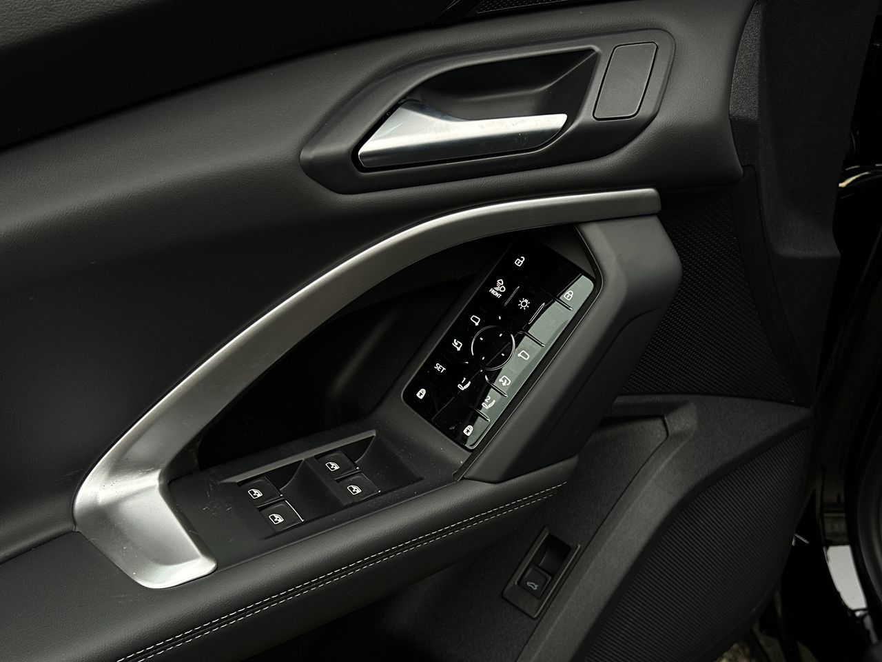 2025 Audi Q5 in Vancouver, British Columbia