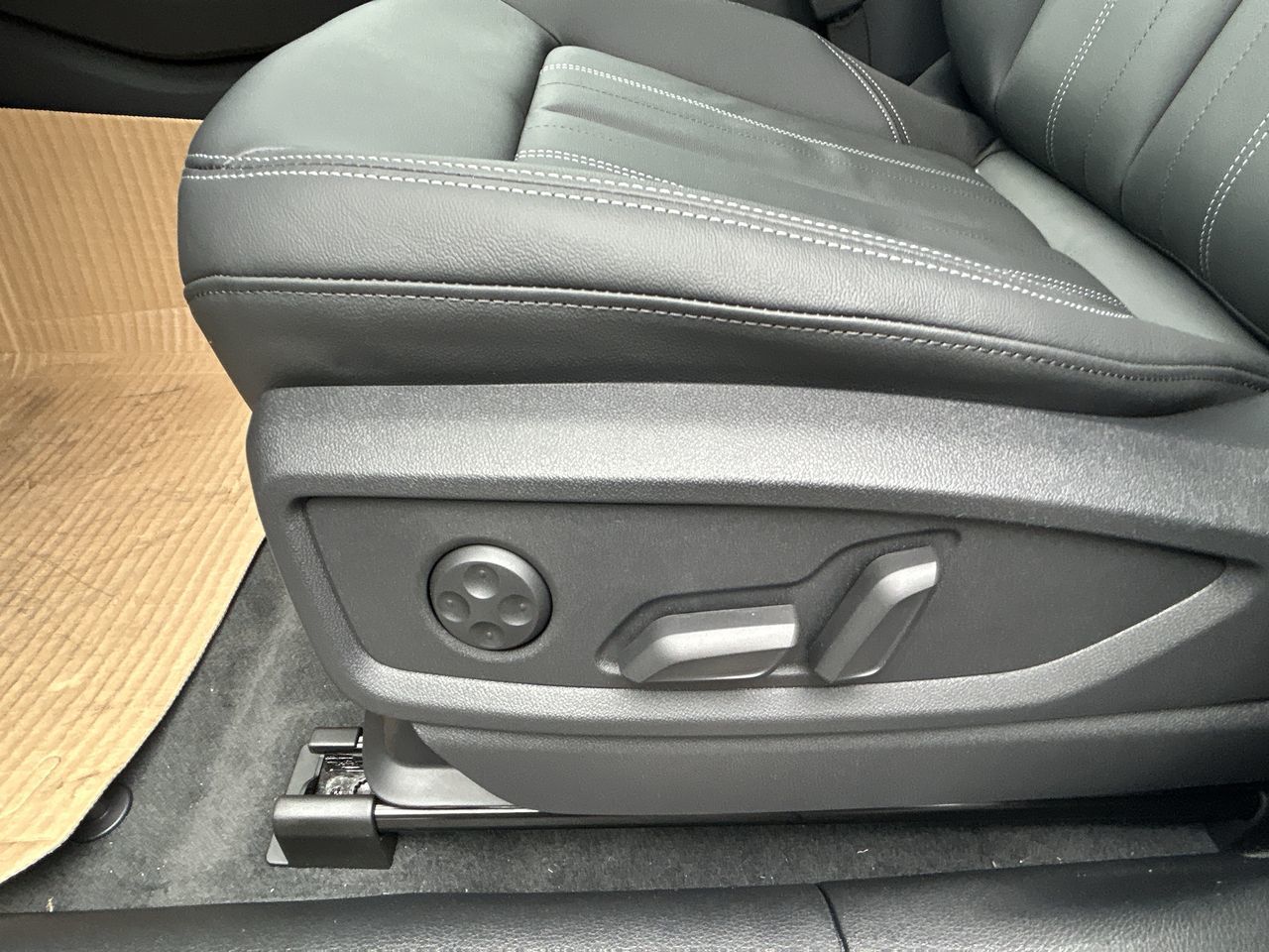 2025 Audi Q5 in Vancouver, British Columbia