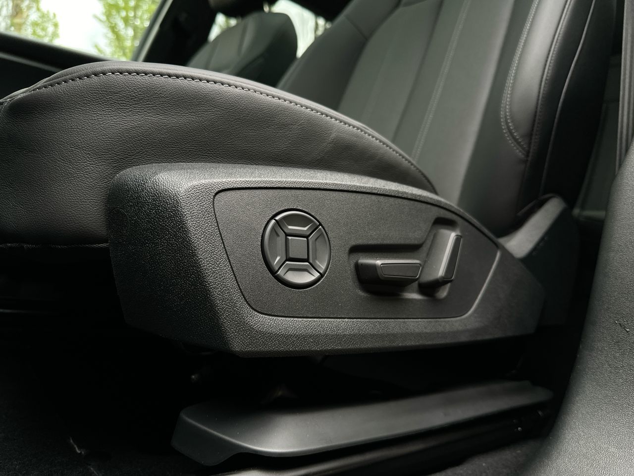 Audi Q6 e-tron  2025 à Vancouver, Colombie-Britannique