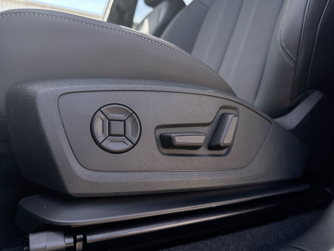 2025 Audi Q6 e-tron in Vancouver, British Columbia