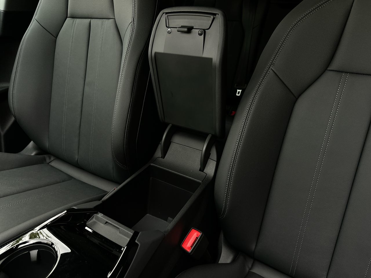 2025 Audi Q6 e-tron in Vancouver, British Columbia