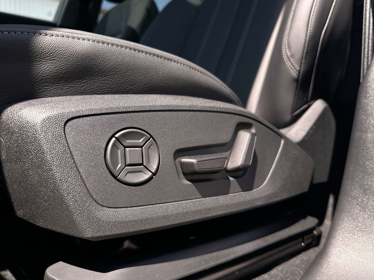 2025 Audi Q6 e-tron in Vancouver, British Columbia