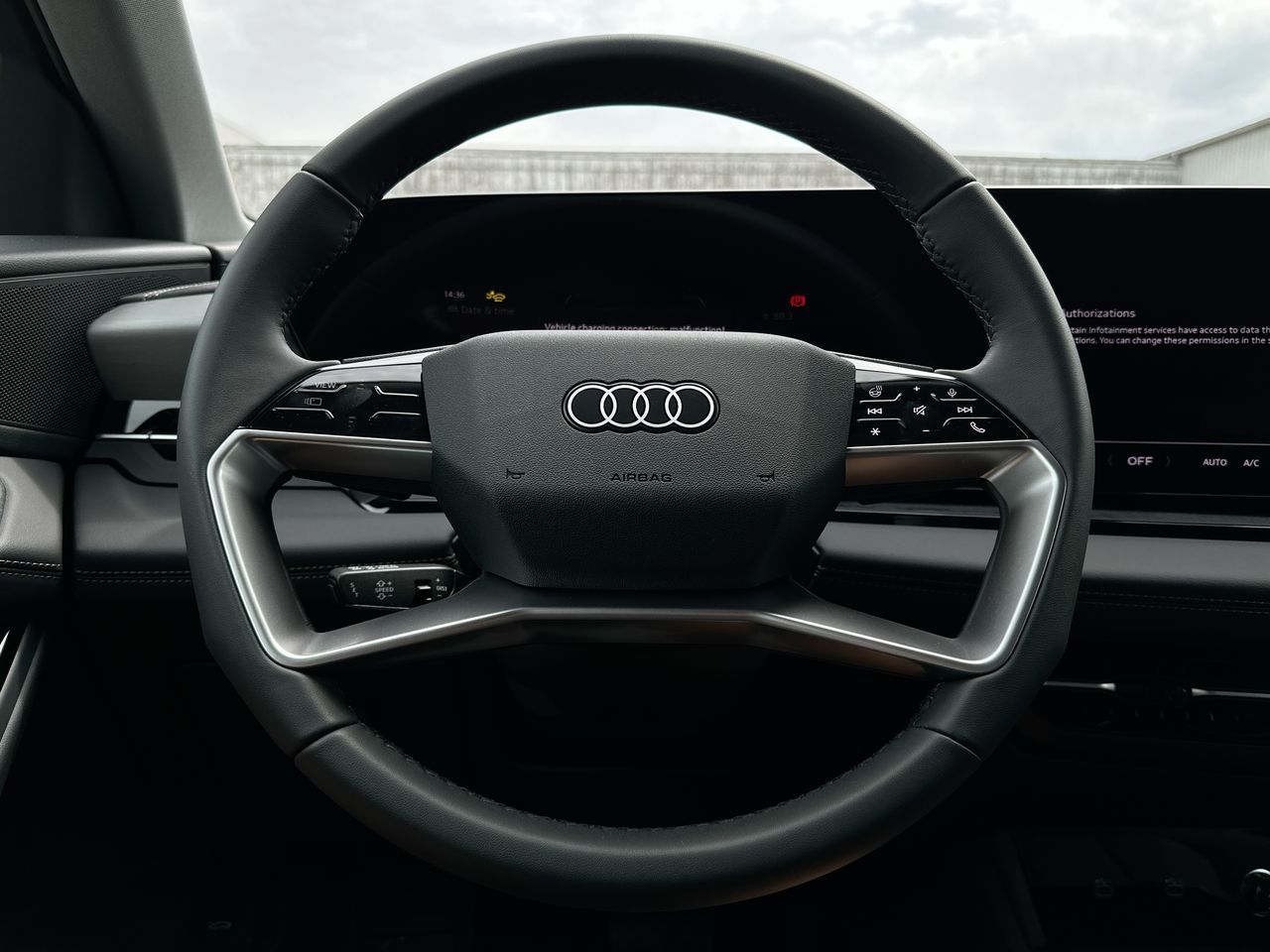 Audi Q6 e-tron  2025 à Vancouver, Colombie-Britannique