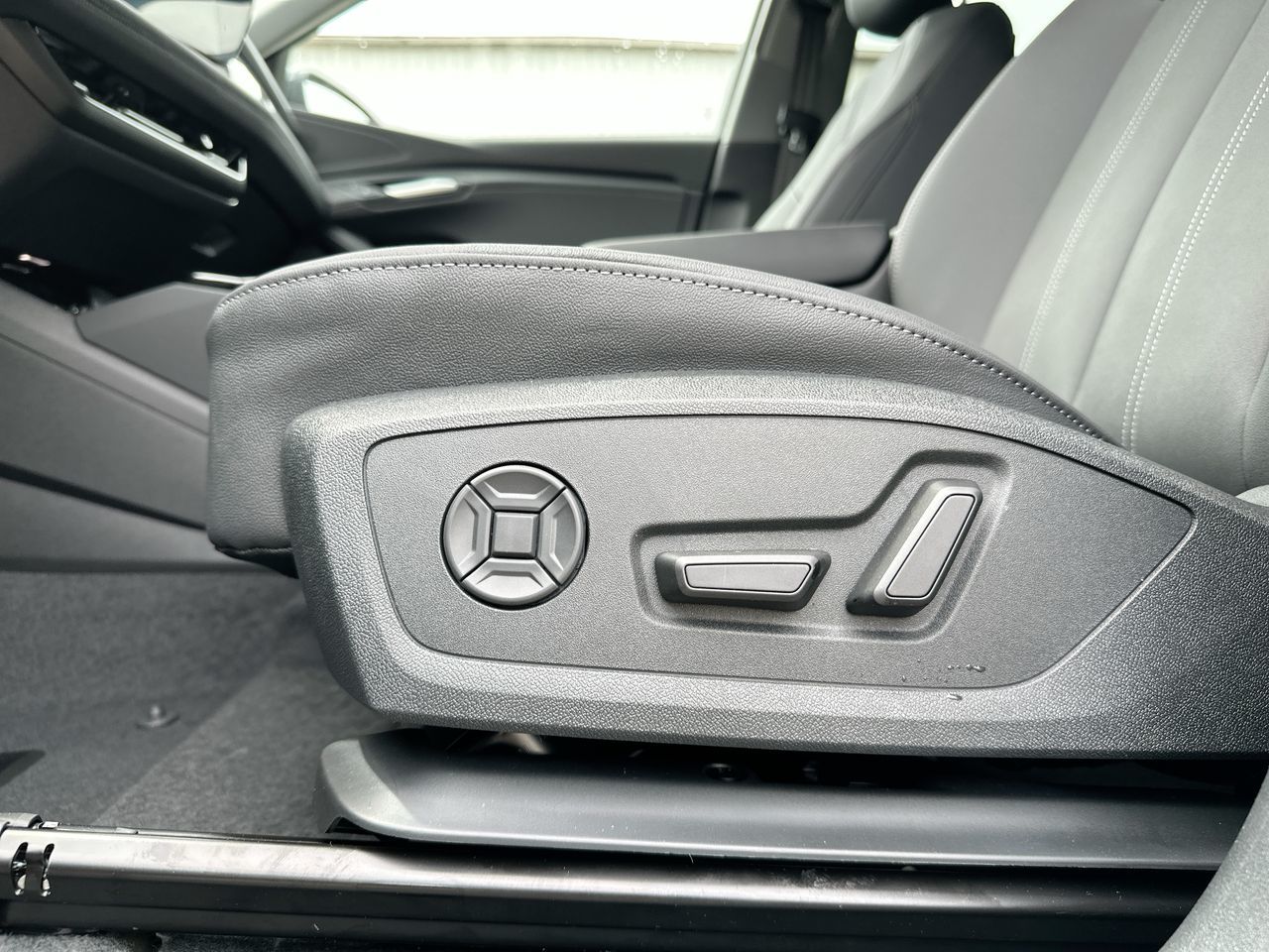 2025 Audi Q6 e-tron in Vancouver, British Columbia