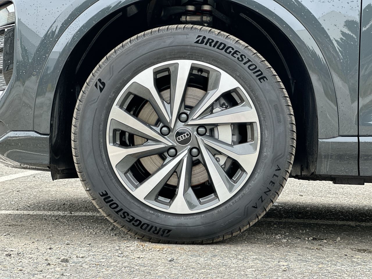 Audi Q6 e-tron  2025 à Vancouver, Colombie-Britannique