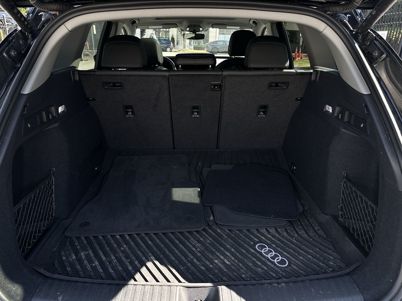 Audi Q6 e-tron  2025 à Vancouver, Colombie-Britannique