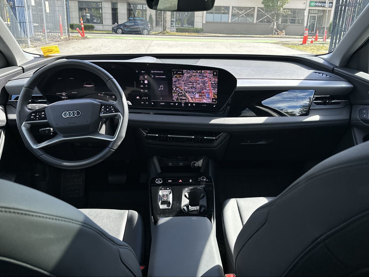 Audi Q6 e-tron  2025 à Vancouver, Colombie-Britannique