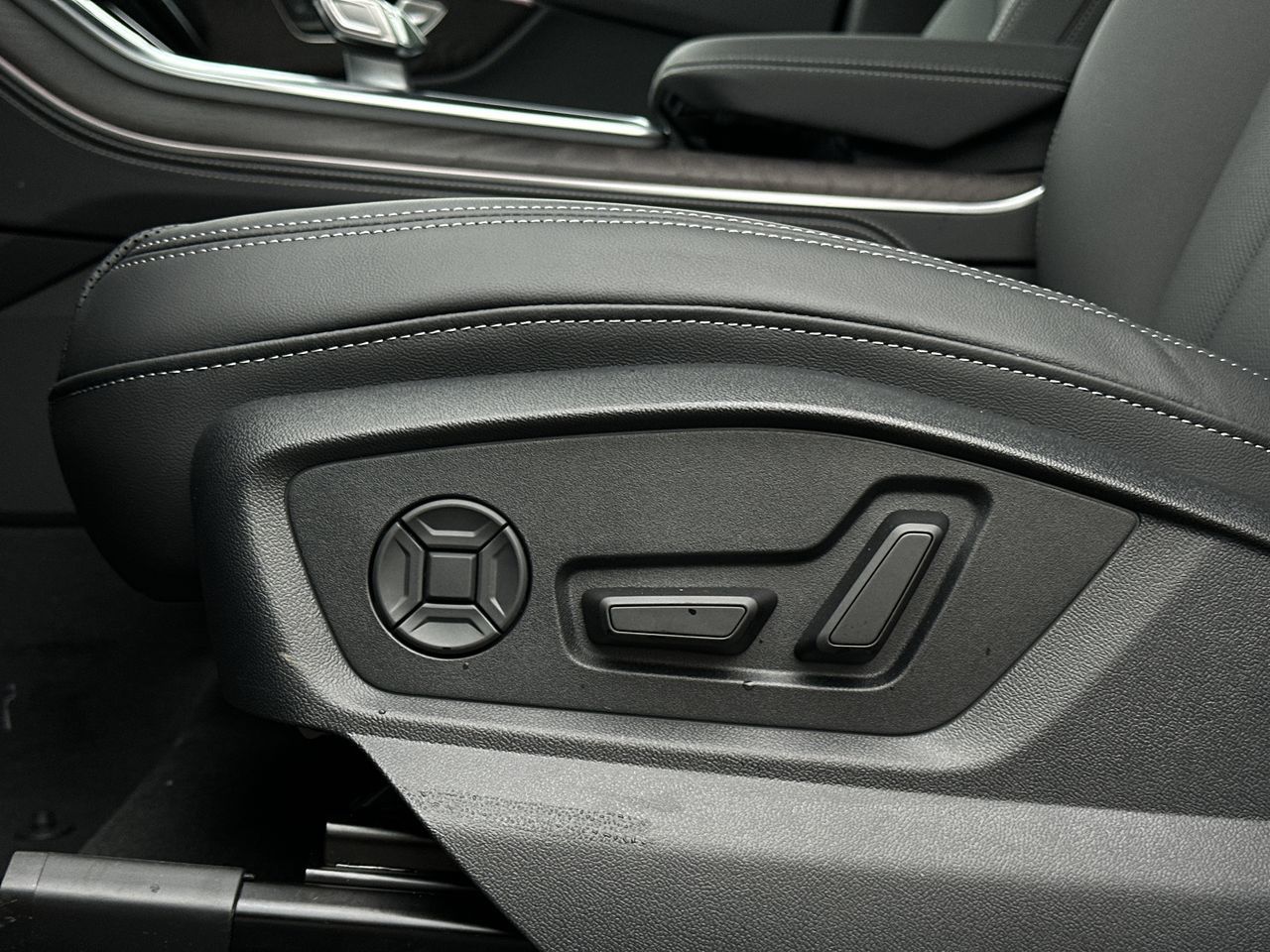 2026 Audi Q7 in Vancouver, British Columbia