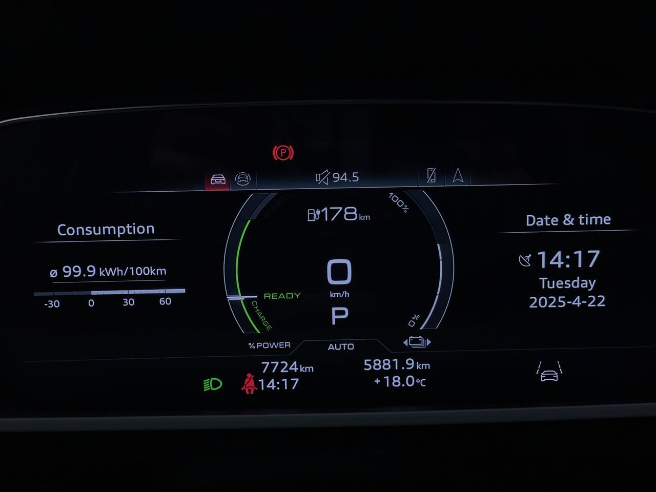 Audi Q8 e-tron  2024 à Vancouver, Colombie-Britannique