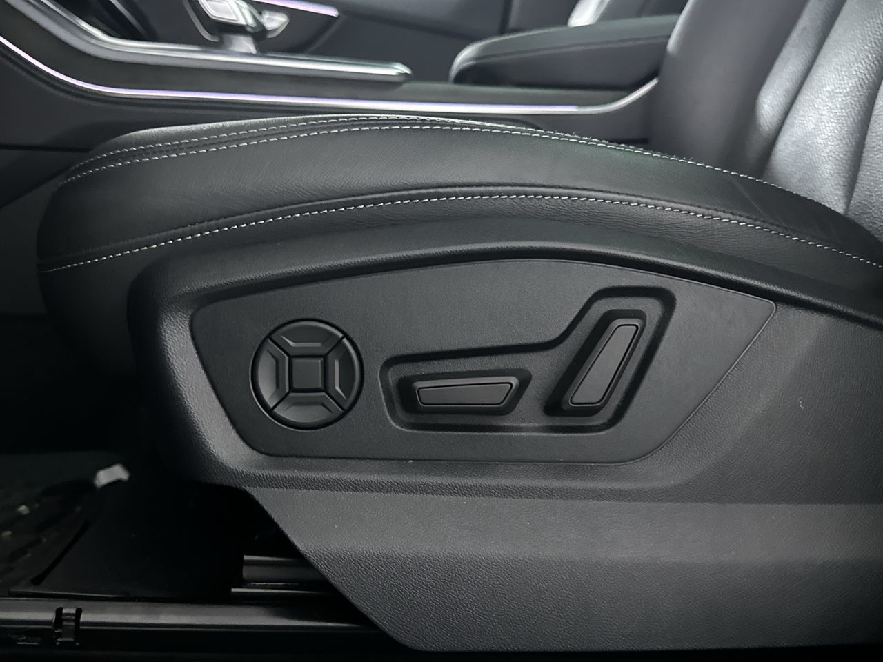 2023 Audi Q8 in Vancouver, British Columbia