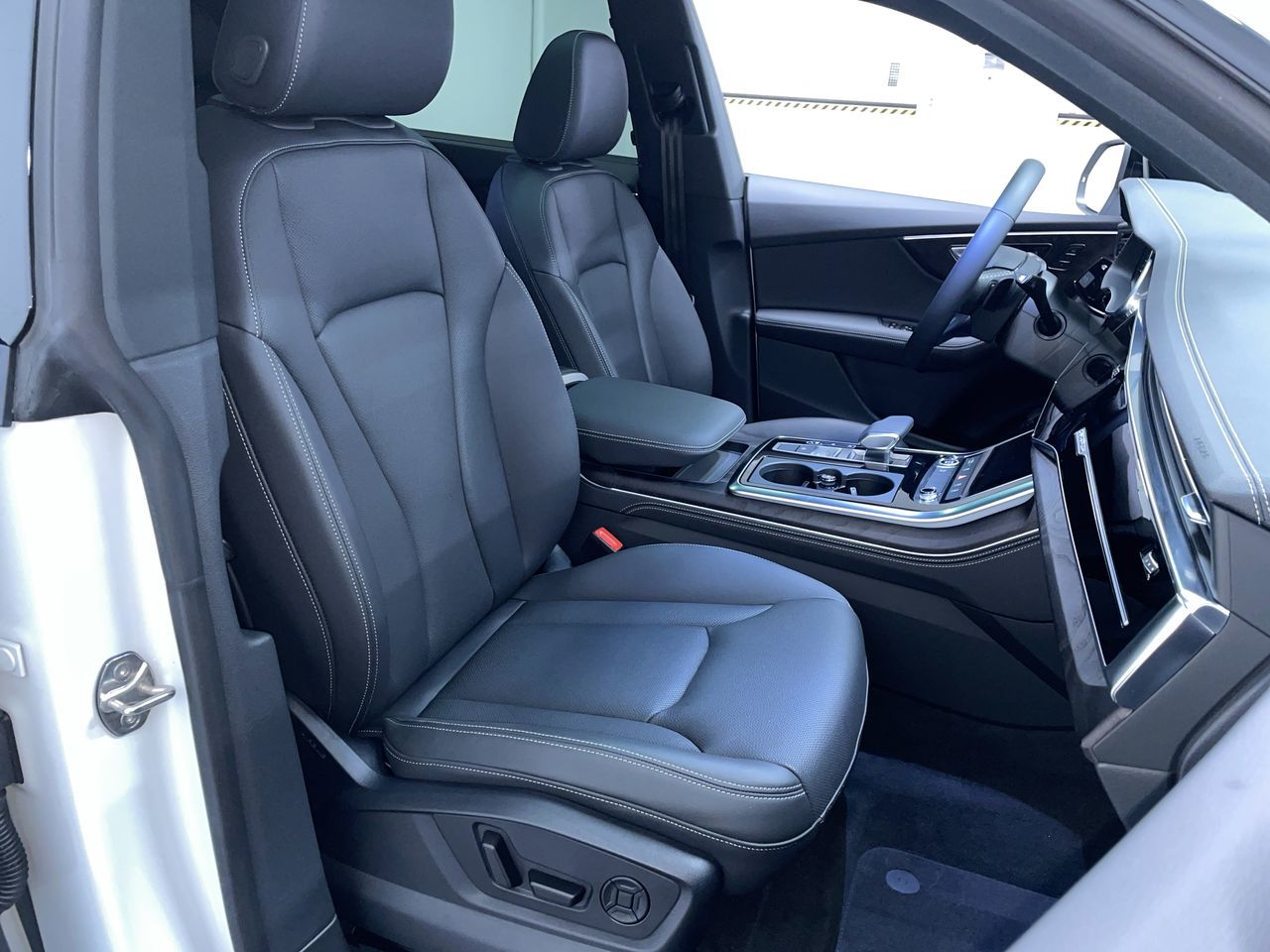 2024 Audi Q8 in Vancouver, British Columbia