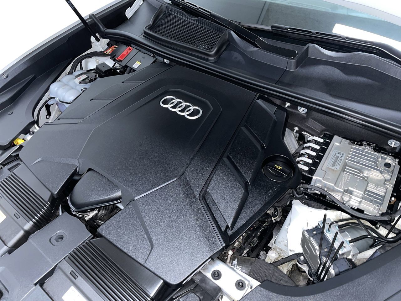 Audi Q8  2024 à Vancouver, Colombie-Britannique