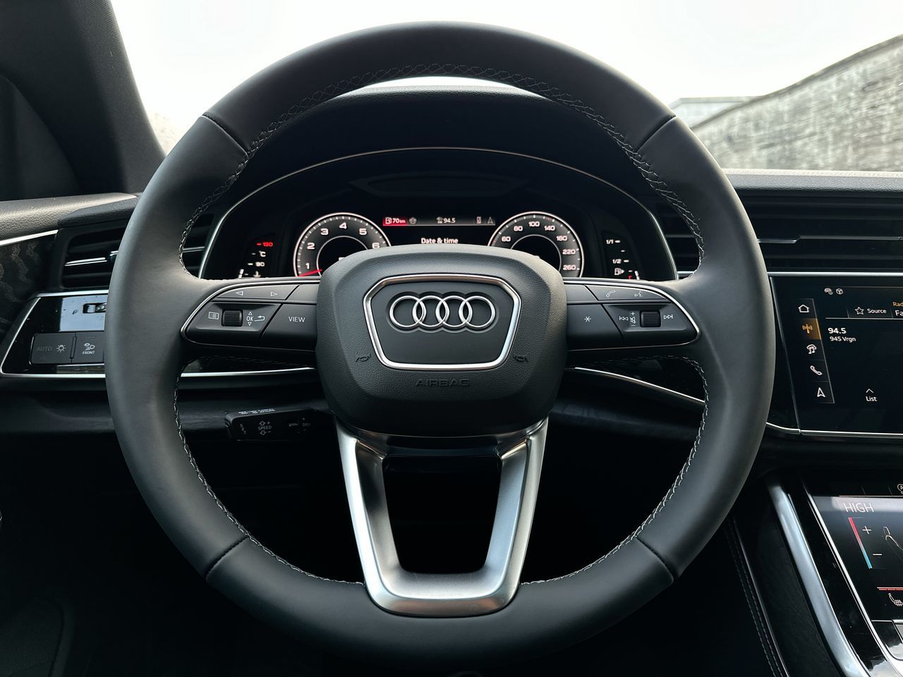 Audi Q8  2025 à Vancouver, Colombie-Britannique
