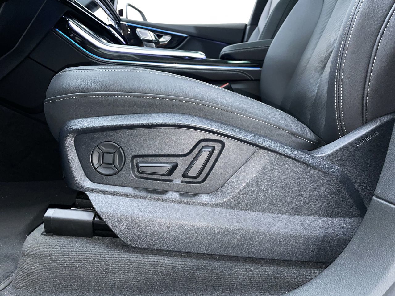 2025 Audi Q8 in Vancouver, British Columbia