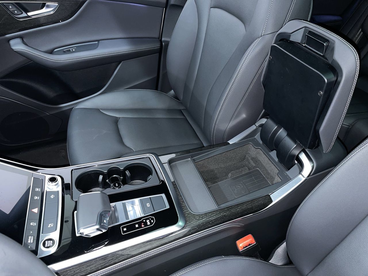 2025 Audi Q8 in Vancouver, British Columbia
