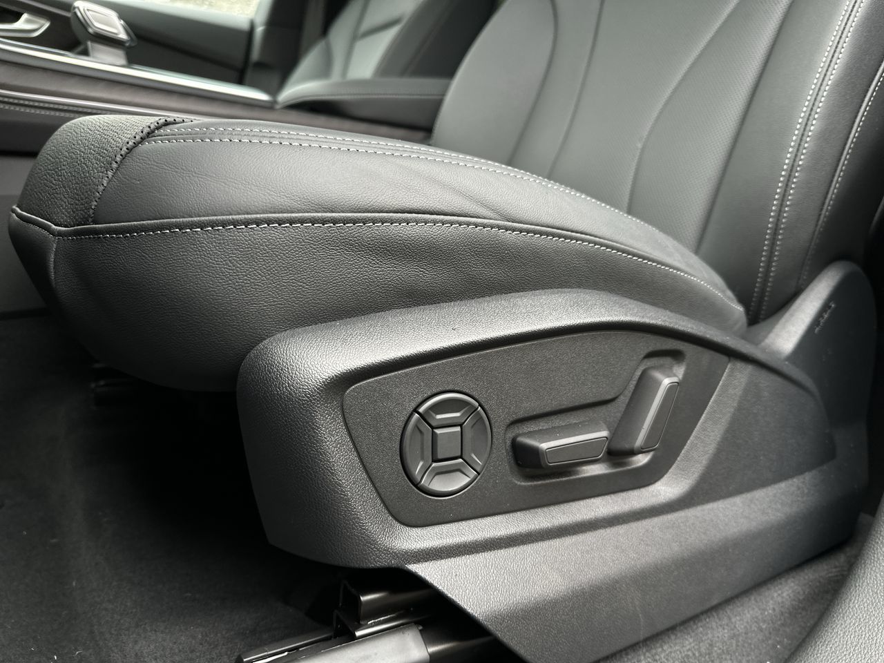 2026 Audi Q8 in Vancouver, British Columbia