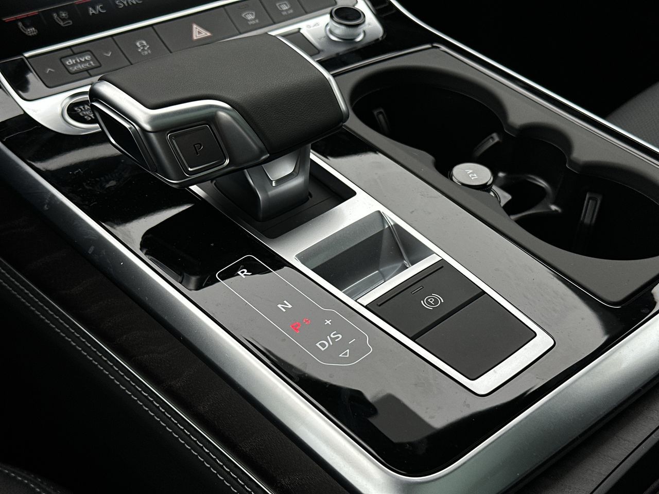 2026 Audi Q8 in Vancouver, British Columbia