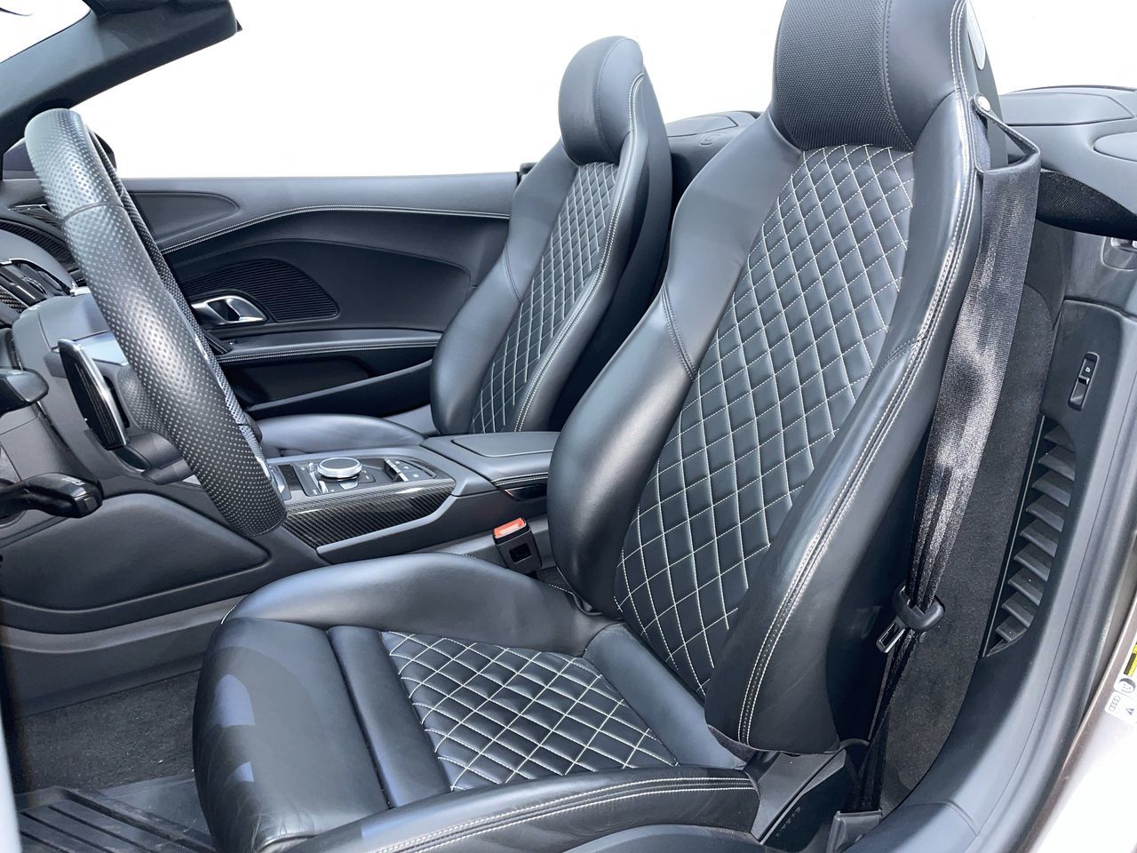 2018 Audi R8 Spyder in Vancouver, British Columbia