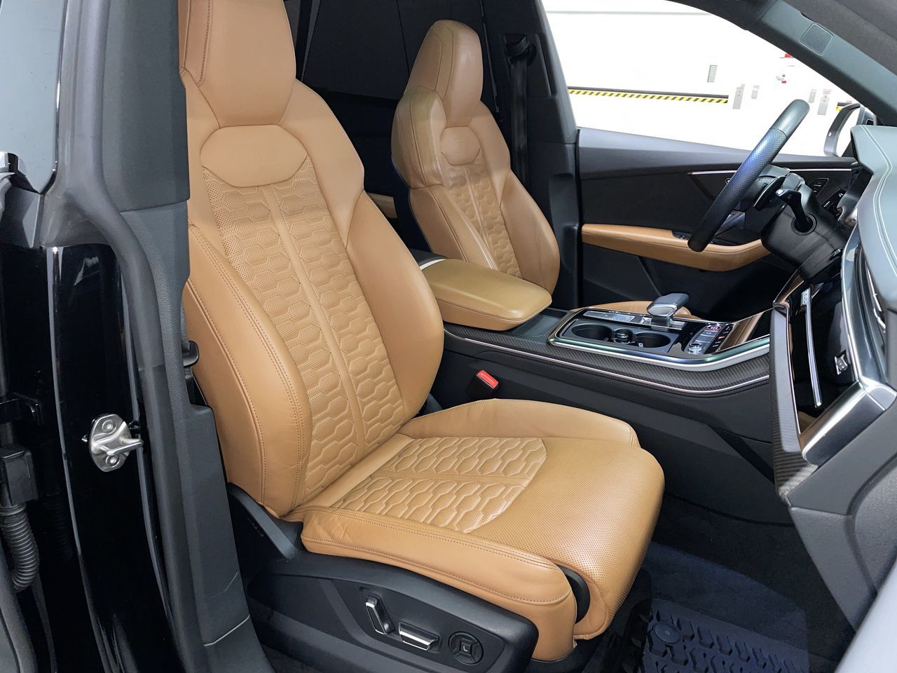 Audi RS Q8  2022 à Vancouver, Colombie-Britannique