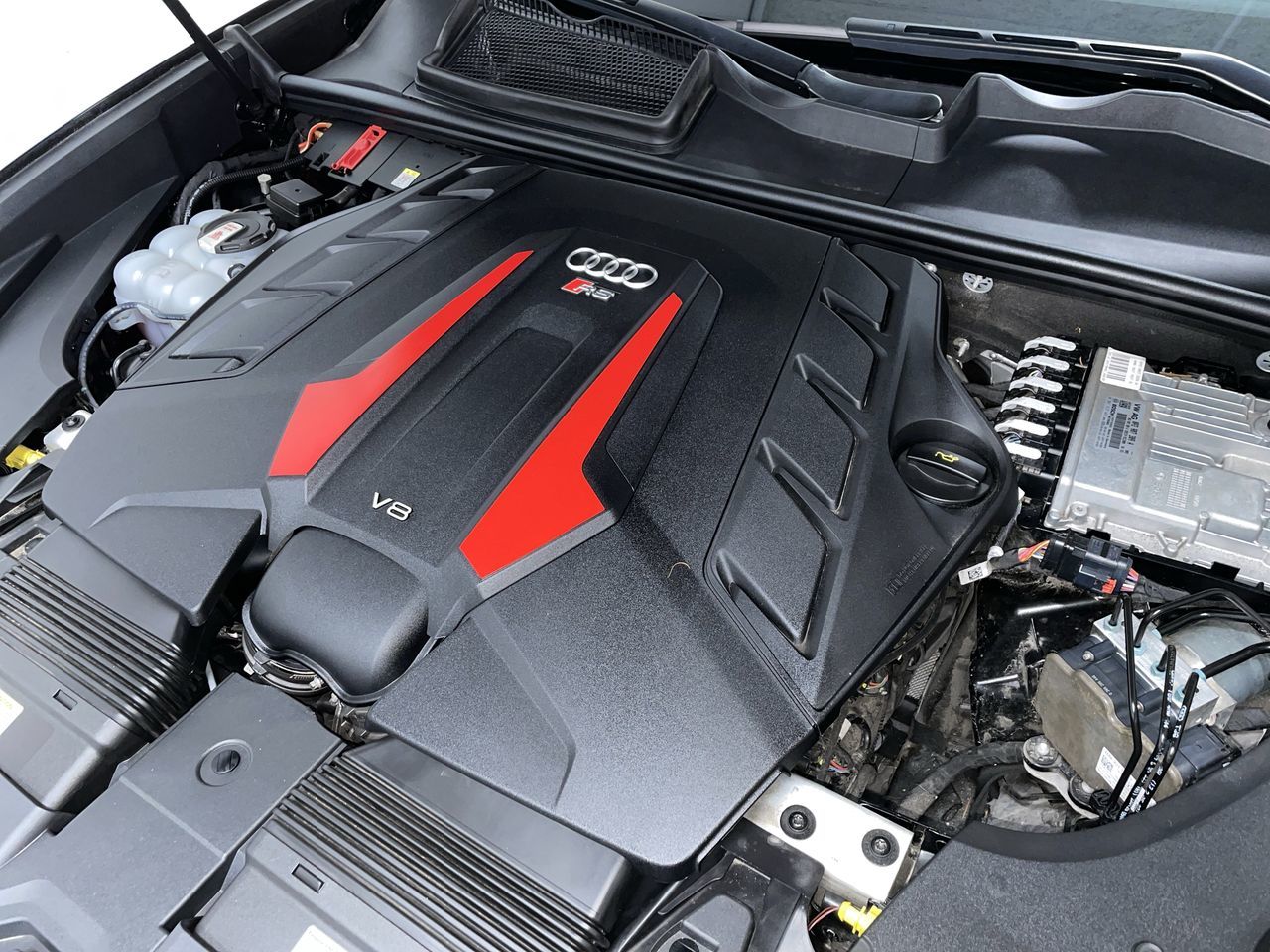 Audi RS Q8  2022 à Vancouver, Colombie-Britannique