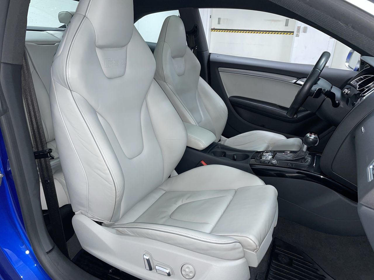 Audi RS5  2013 à Vancouver, Colombie-Britannique