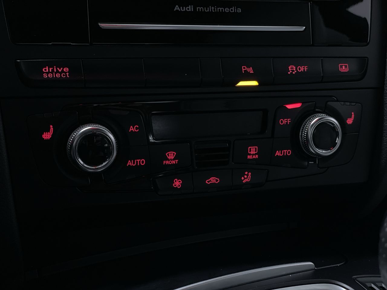 Audi RS5  2013 à Vancouver, Colombie-Britannique