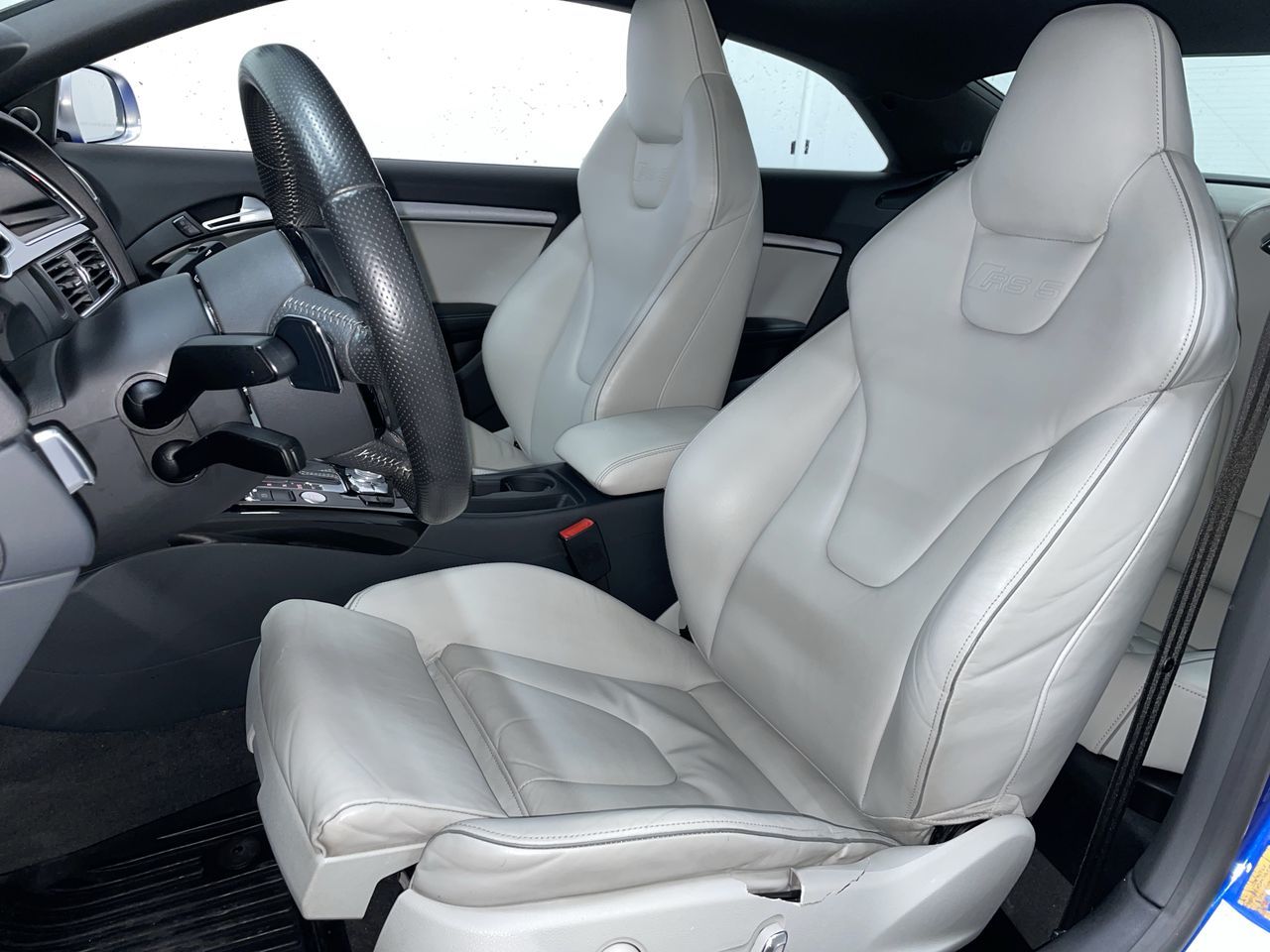 Audi RS5  2013 à Vancouver, Colombie-Britannique