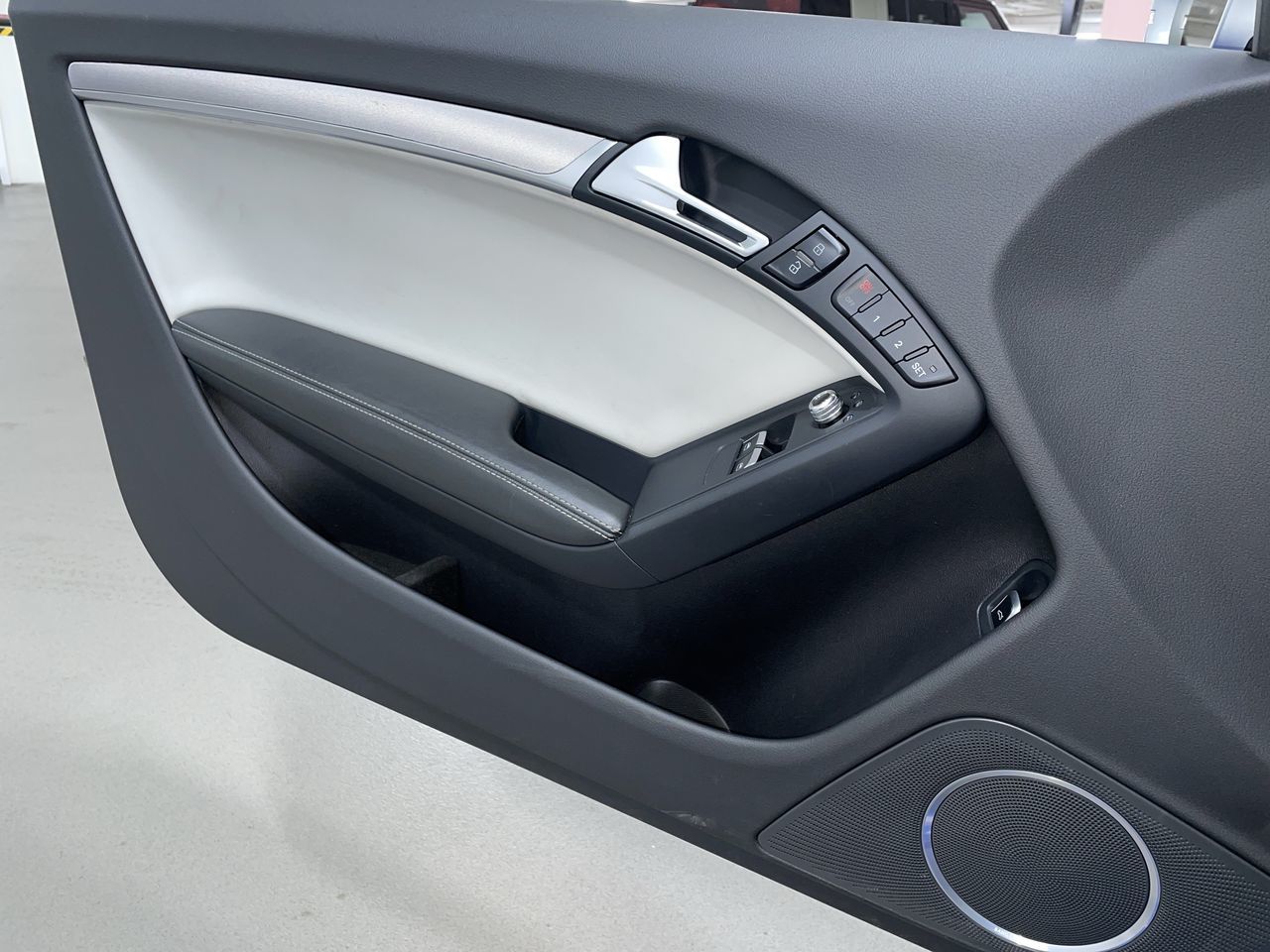 Audi RS5  2013 à Vancouver, Colombie-Britannique