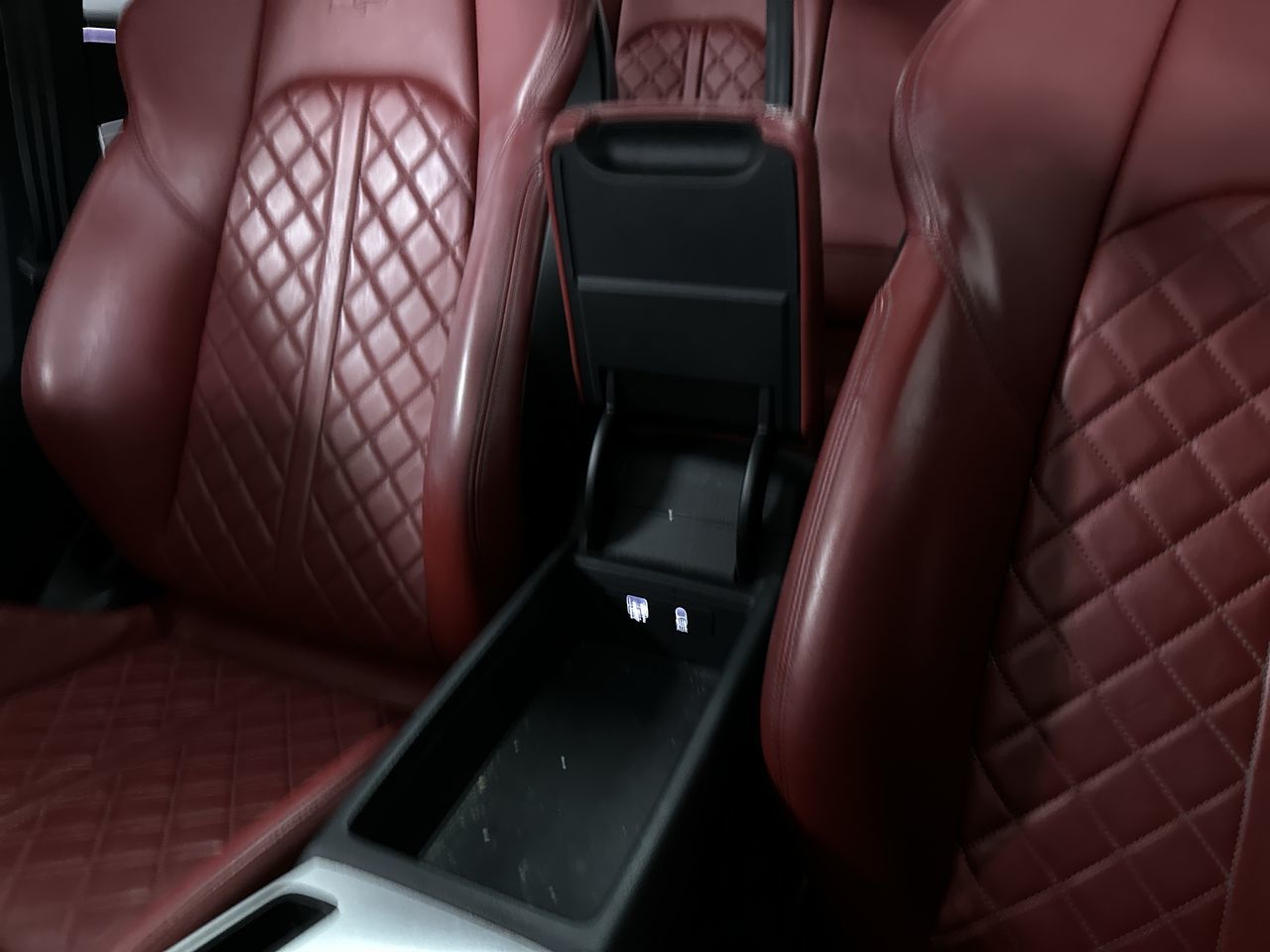 Audi S5 Sportback  2018 à Vancouver, Colombie-Britannique