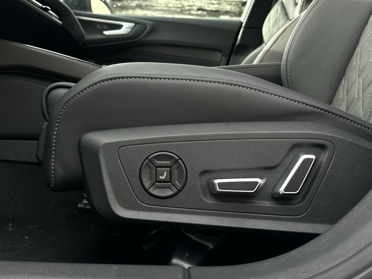 Audi S5  2025 à Vancouver, Colombie-Britannique