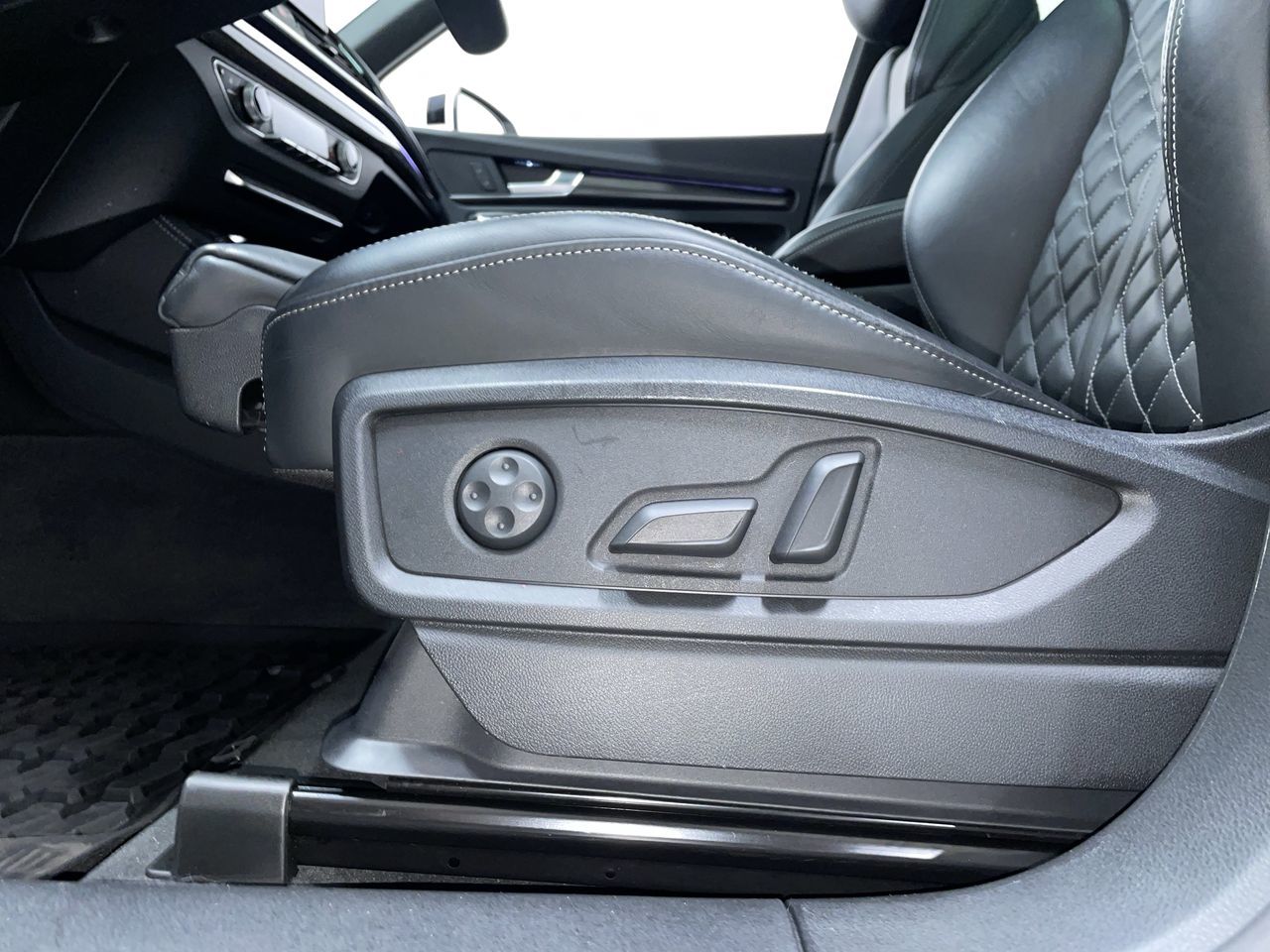 2022 Audi SQ5 in Vancouver, British Columbia