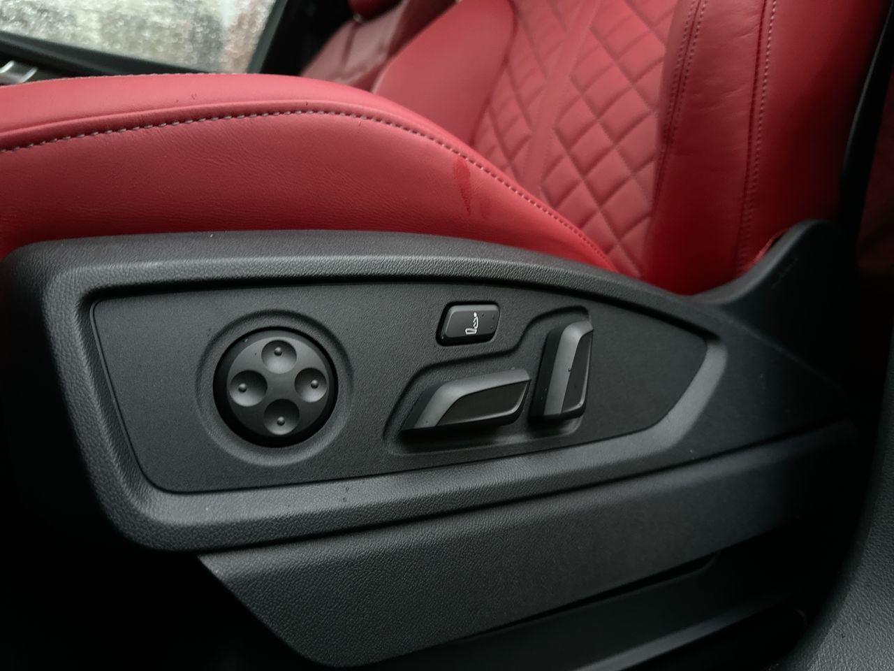 2025 Audi SQ5 in Vancouver, British Columbia