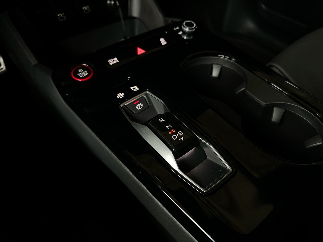 Audi SQ6 e-tron  2025 à Vancouver, Colombie-Britannique