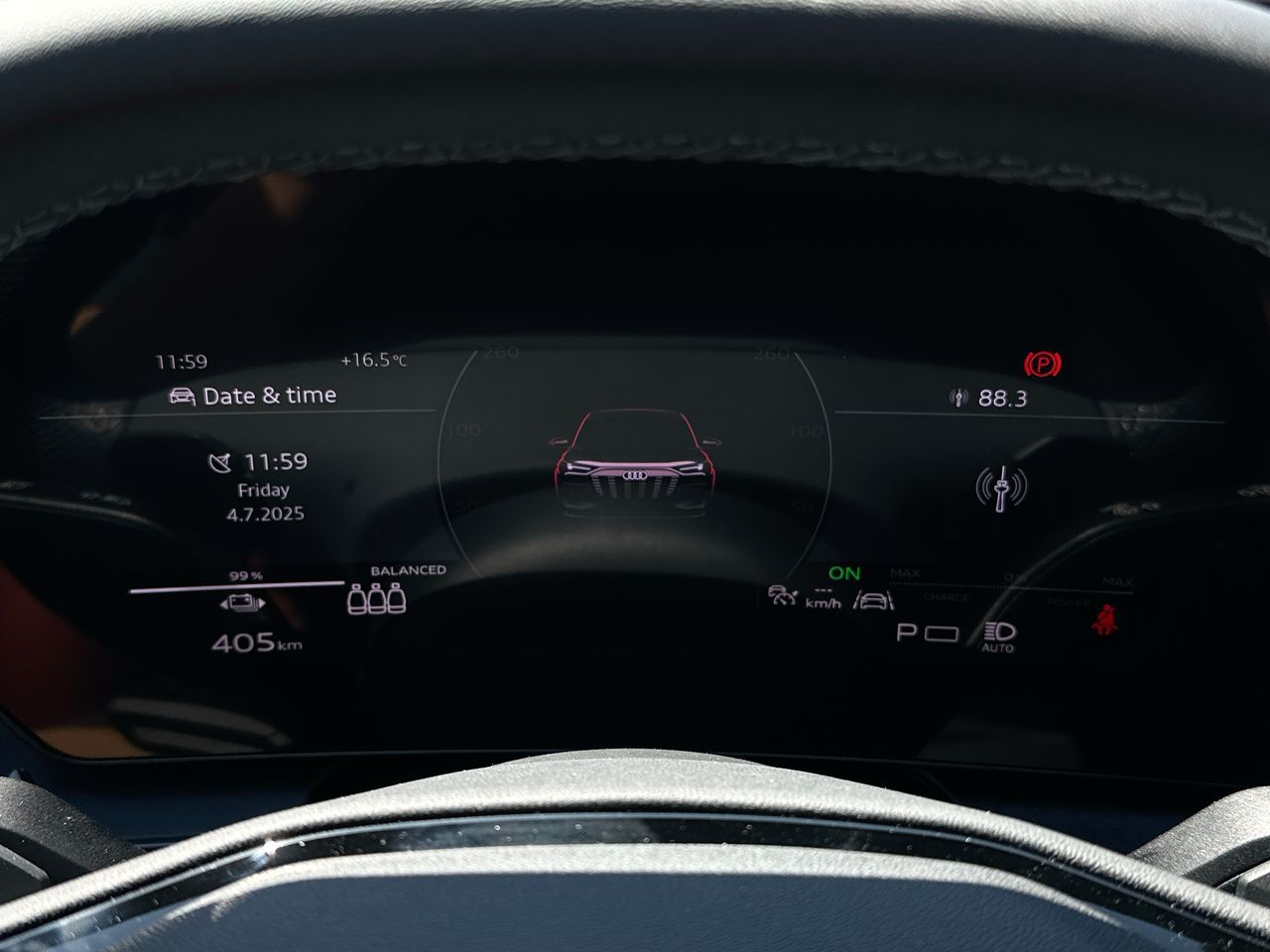 Audi SQ6 e-tron  2025 à Vancouver, Colombie-Britannique